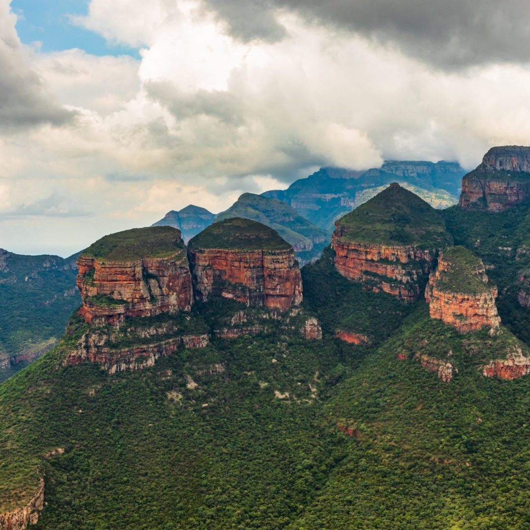 the,three,rondavels,and,valley